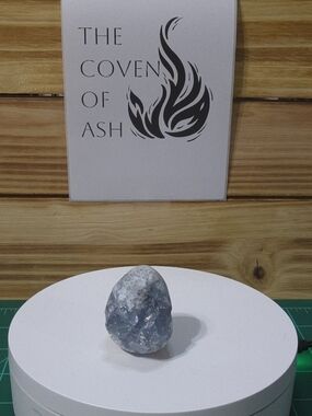 Celestine / Celestite geode egg 83g